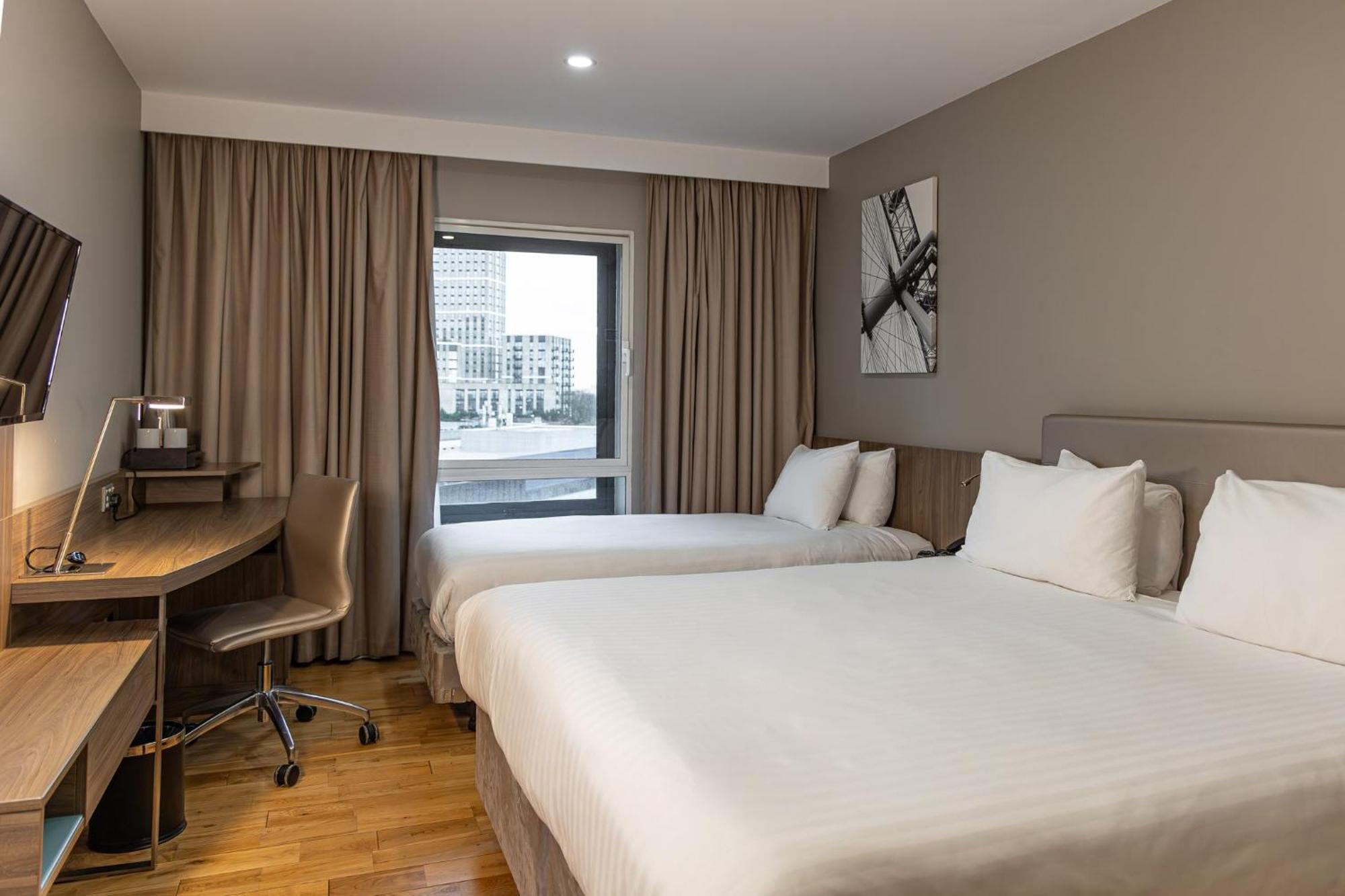 Standard Room Double Single Bed